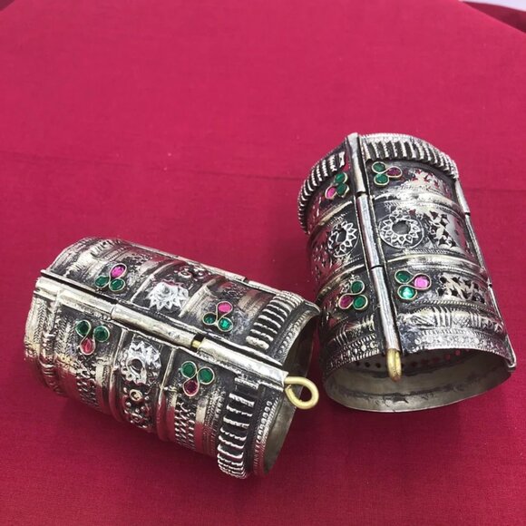 Antique Afghan Cuff Bracelet Big Tribal Handcuff With Glass Stones - Picture 1 of 8